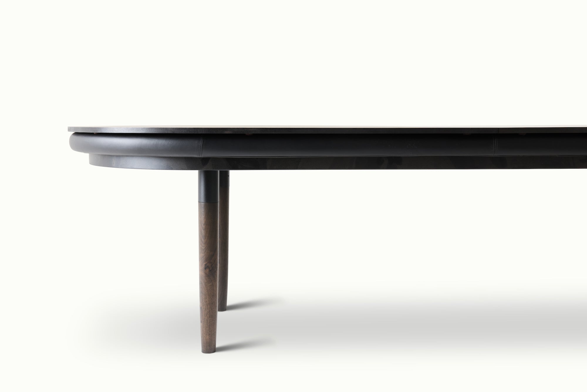 The Custom SRW Luxury Poker Table